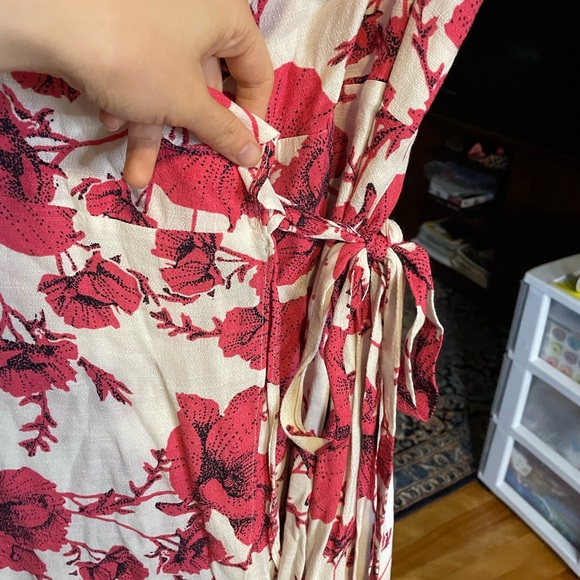 Free People Pink and White Floral Wrap Dress - Picture 6 of 7